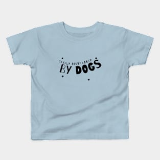 Easily Distracted By Dogs, Dog Lover, Animal Lover, Dog Mom, Dog Lover Gift, Pet Lover Kids T-Shirt